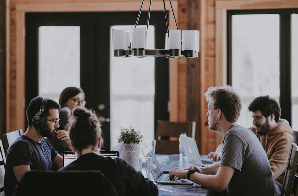 Une équipe CTS au travail